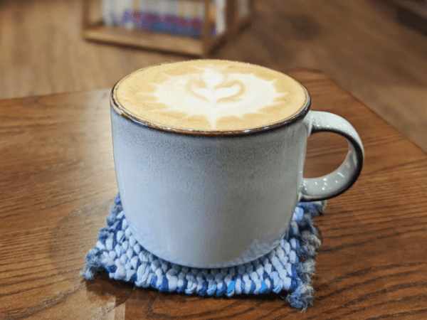 河流咖啡．燕麥奶拿鐵