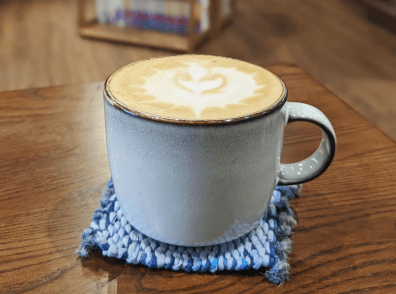 河流咖啡．燕麥奶拿鐵